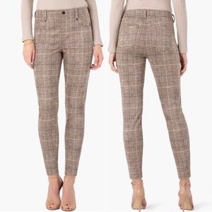 Liverpool Gia Glider Pull-On Pants